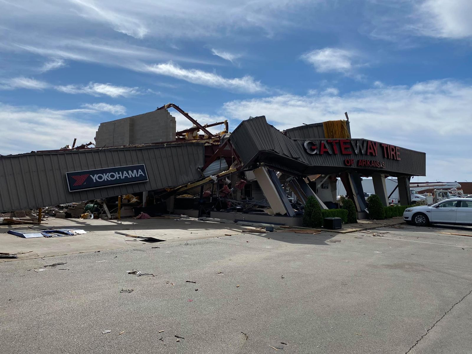 Jonesboro Tornado, Gateway